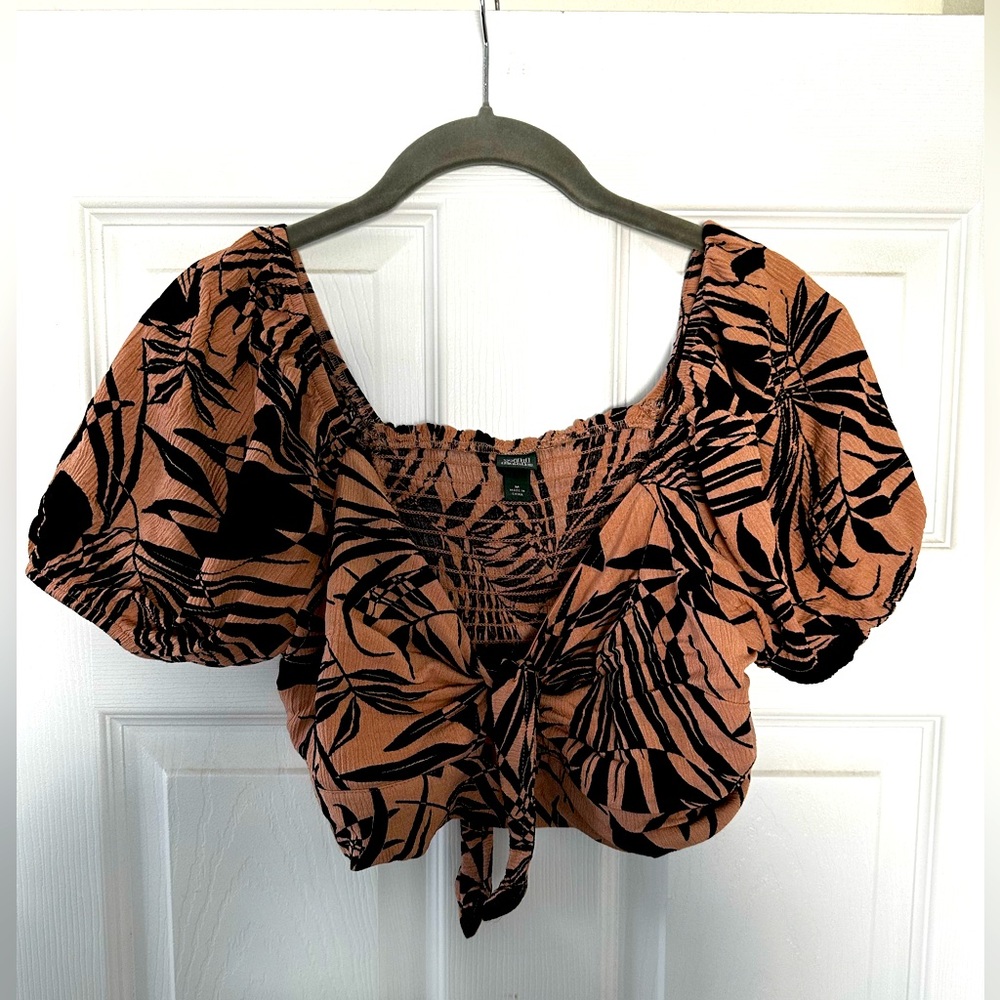 Wild Fable top